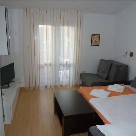 Nena With Sea View - Max 4 Persons Seget Vranjica