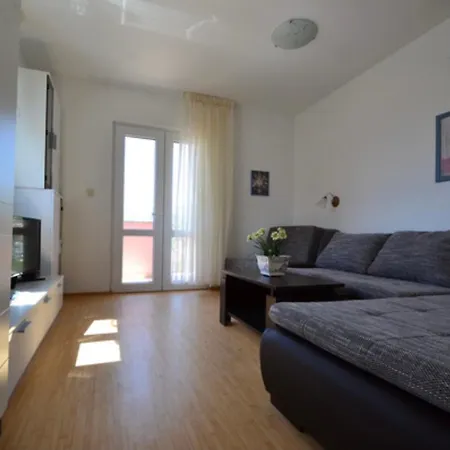 Apartman Nena With Sea View - Max 4 Persons
